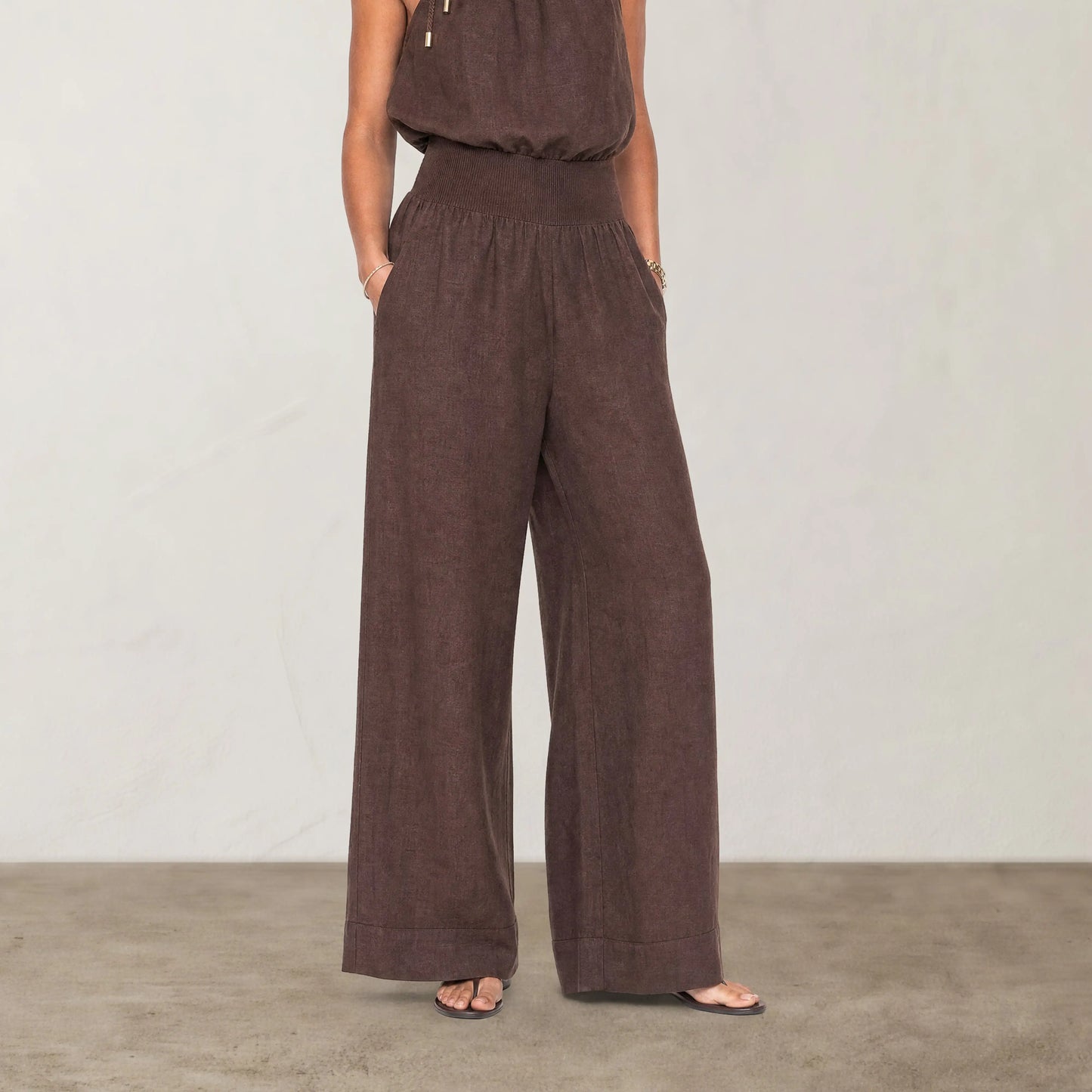 The Amara Linen Trouser