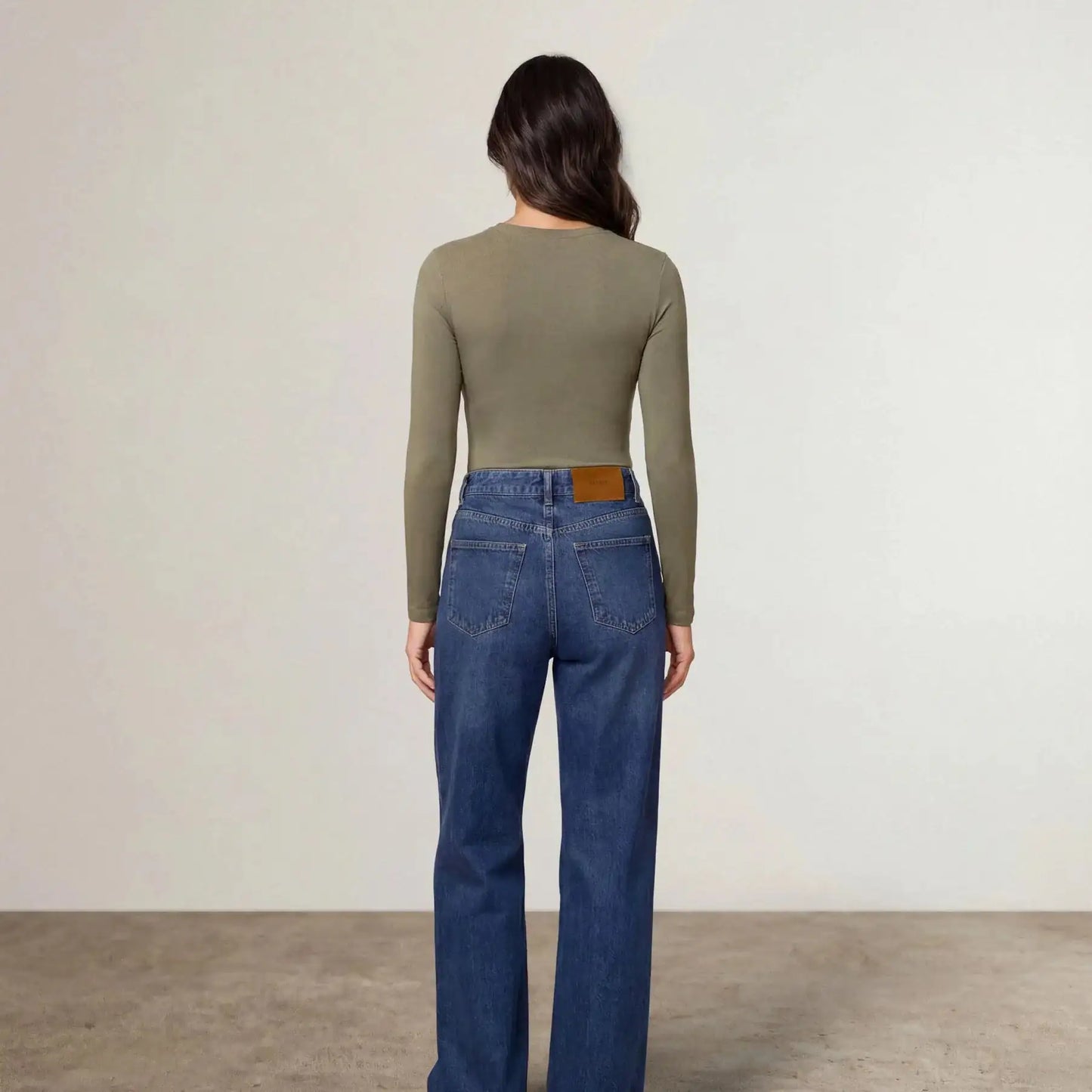 Long Sleeve Fitted T-Shirt