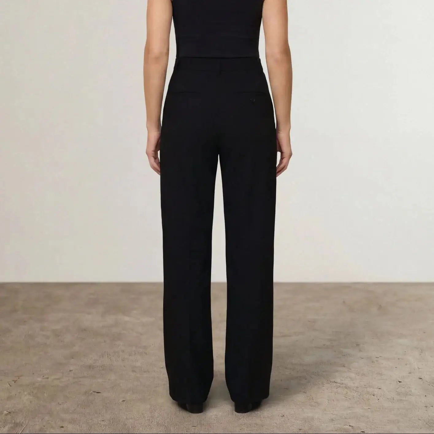 High-Waisted Smart Trouser