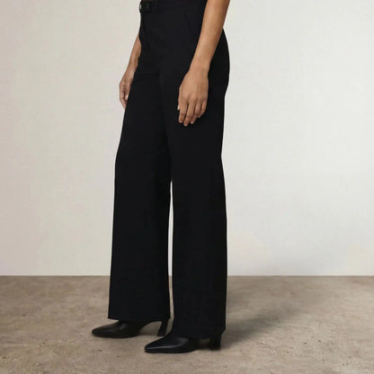 High-Waisted Smart Trouser