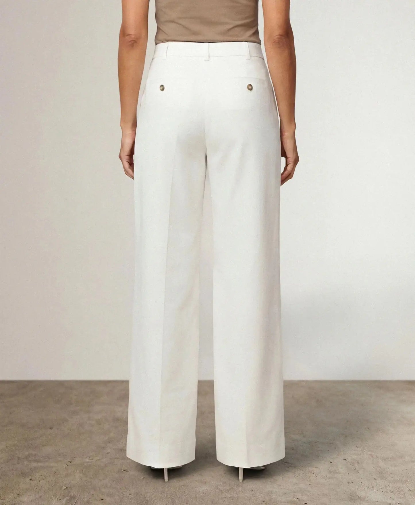 High-Waisted Smart Trouser