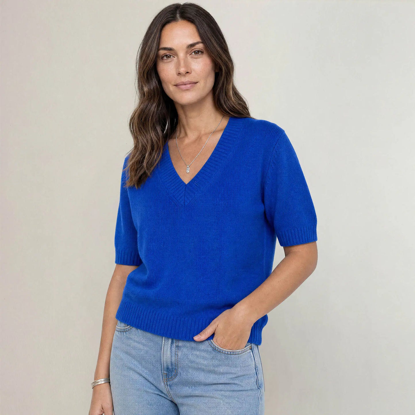 The Arla Cashmere Blend V-Neck