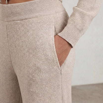 The Varo Knit Pant