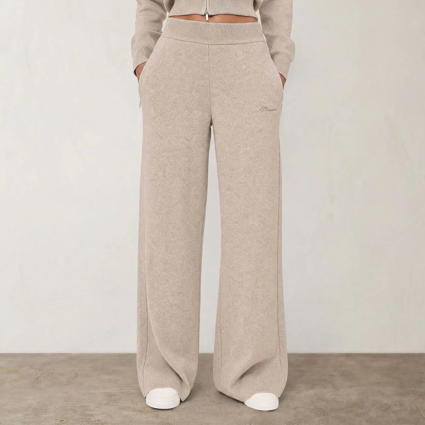 The Varo Knit Pant